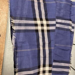 COPY - Burberry Giant Check Print Wool and Silk Scarf